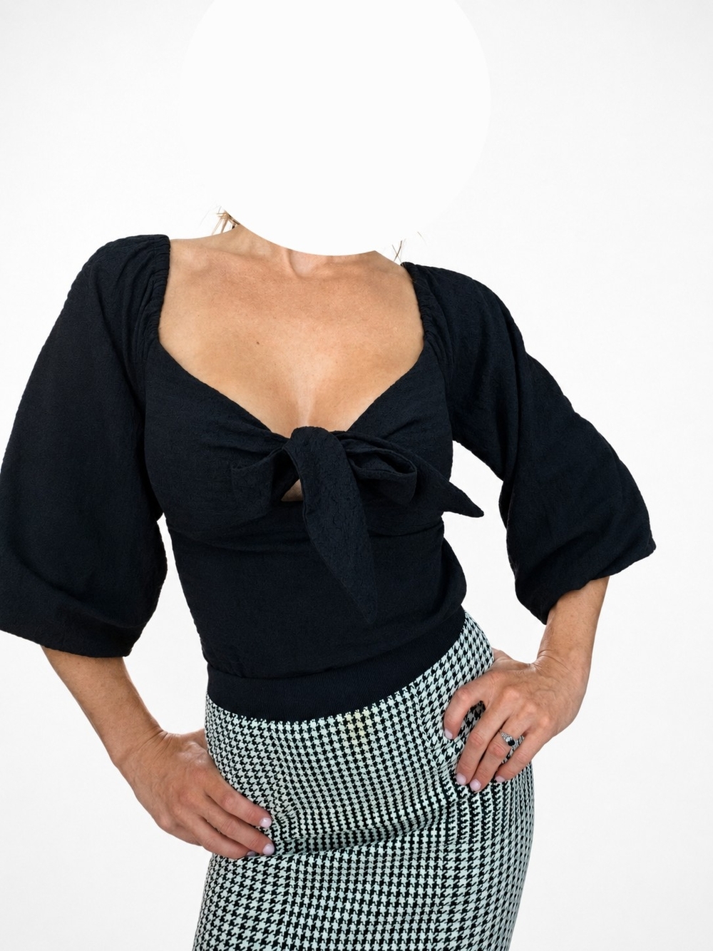 VENUS Black Tie-Front Puff Sleeve Top